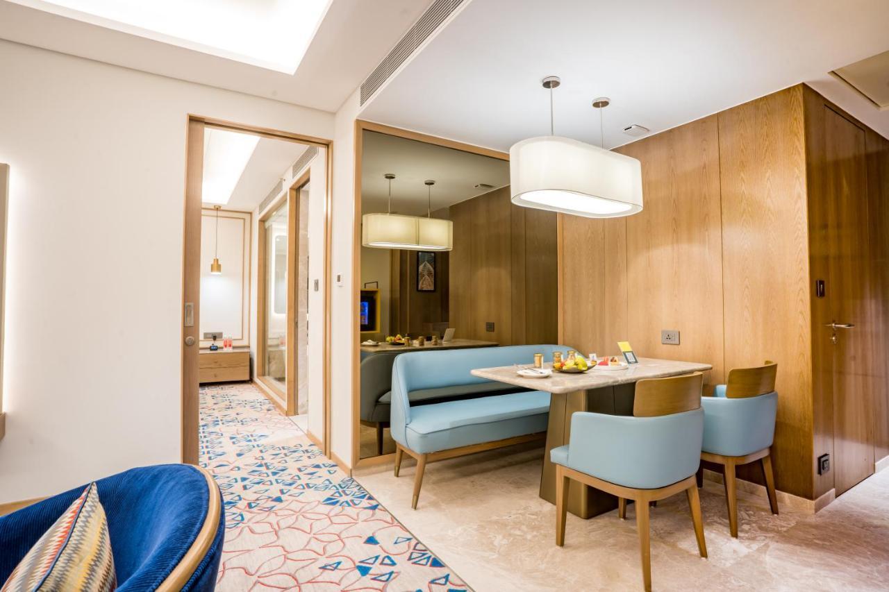 Hotel Airport By Ihg 5*