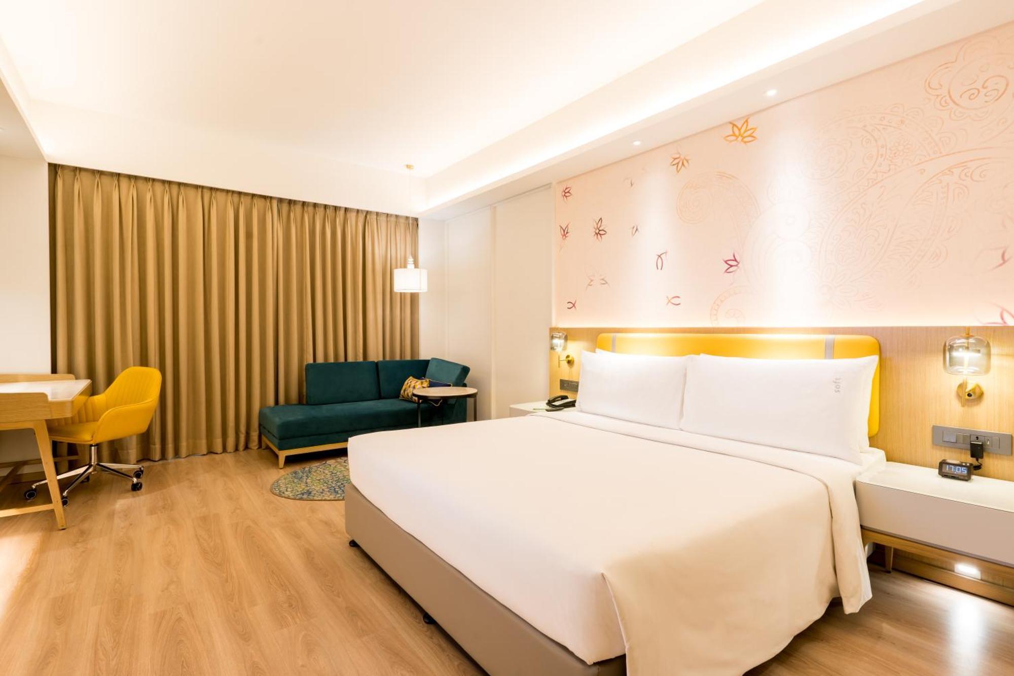 Hotel Airport By Ihg 5*